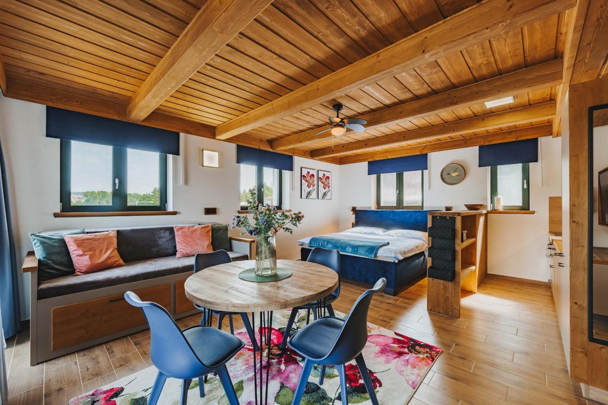 Rezidence Kupec Apartment Frymburk Bagian luar foto